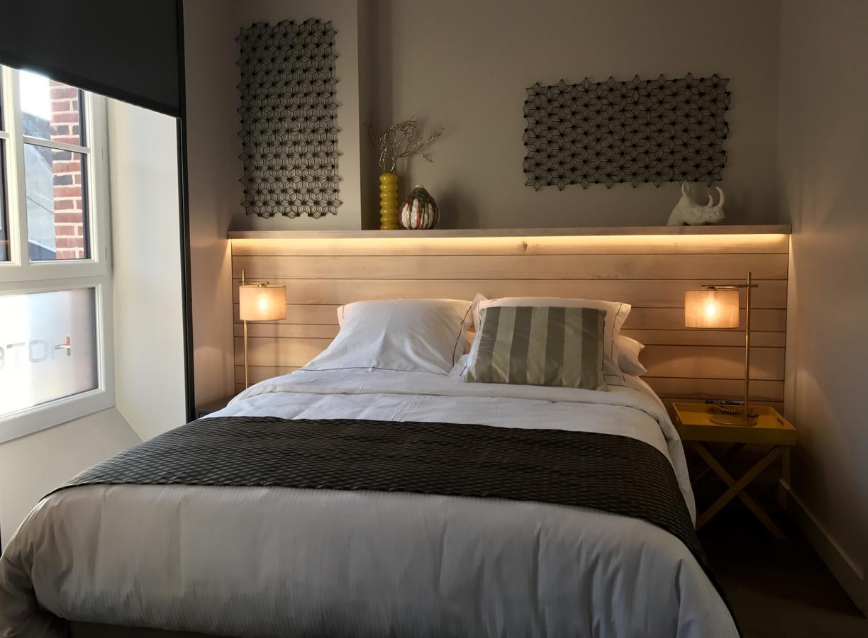 Logis Hotel-Restaurant Le Relais D'Aligre Chateauneuf-en-Thymerais Екстер'єр фото